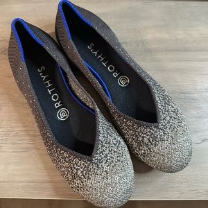 Women’s limited edition Rothy’s Balet flats Slate Metallic 7.5 metallic silver